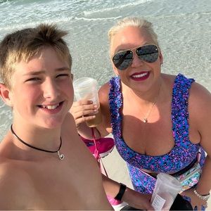 Meet your Posher, Ethan